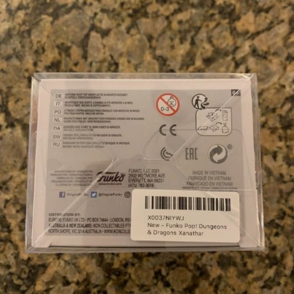 Funko Pop Beholder #785 - Picture 6 of 8